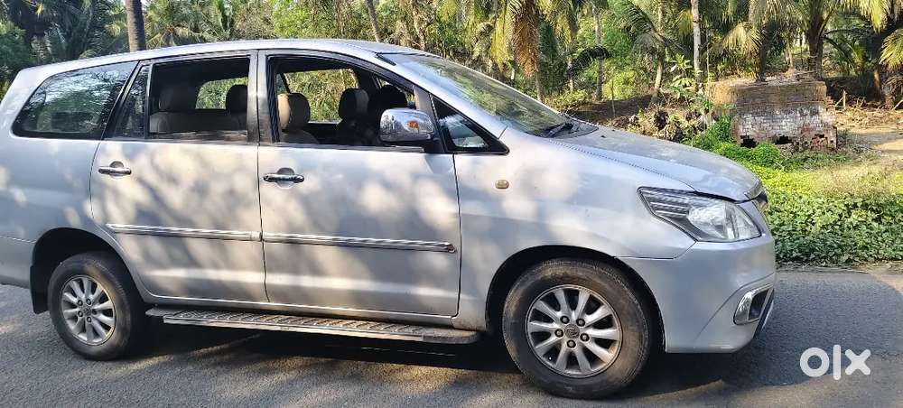 Toyota Innova 2011 Diesel 160000 Km Driven