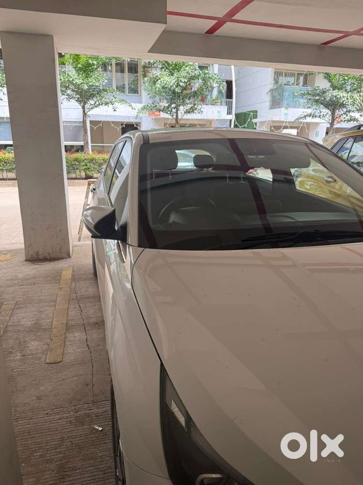 White Hyundai I 20 Asta Optional Fir Sale In Good Condition