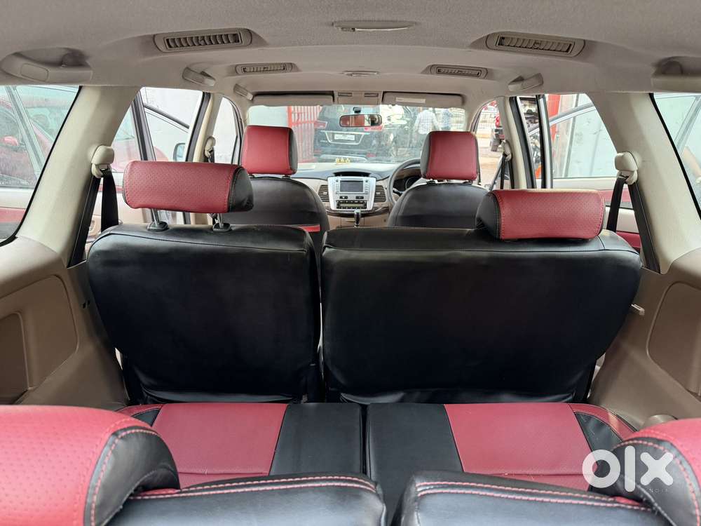 Toyota Innova 2.5 Vx 8 Str, 2015, Diesel