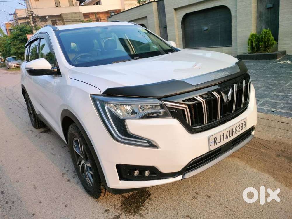 Mahindra Xuv700 2.0 Ax 5 Petrol Mt 7 Str, 2022, Diesel