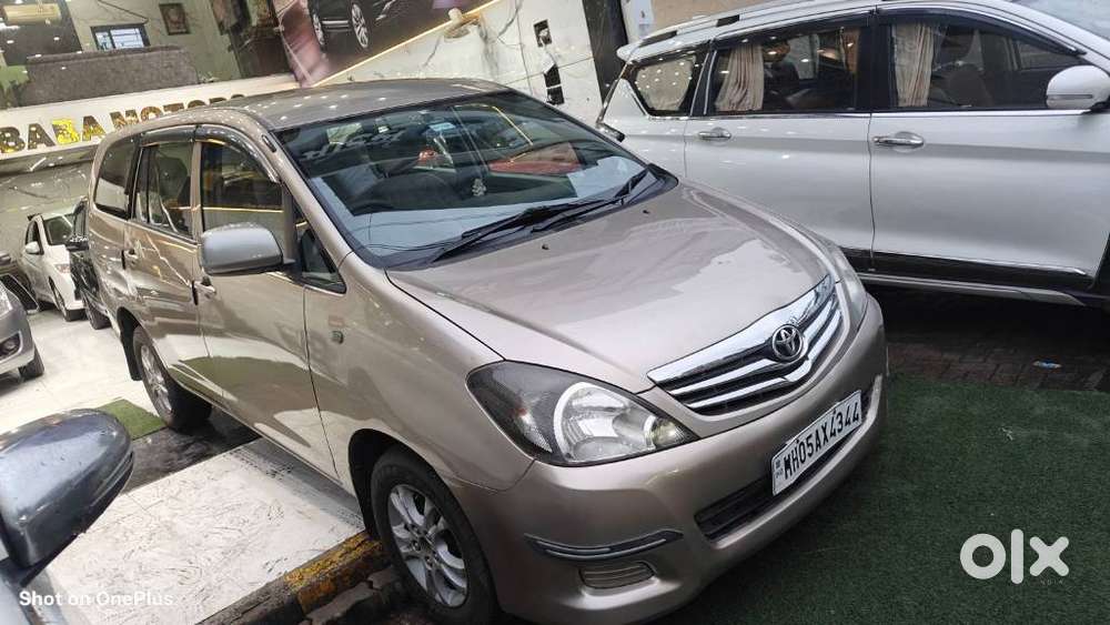 Toyota Innova 2.5 E Diesel Ms 8-seater, 2011, Diesel