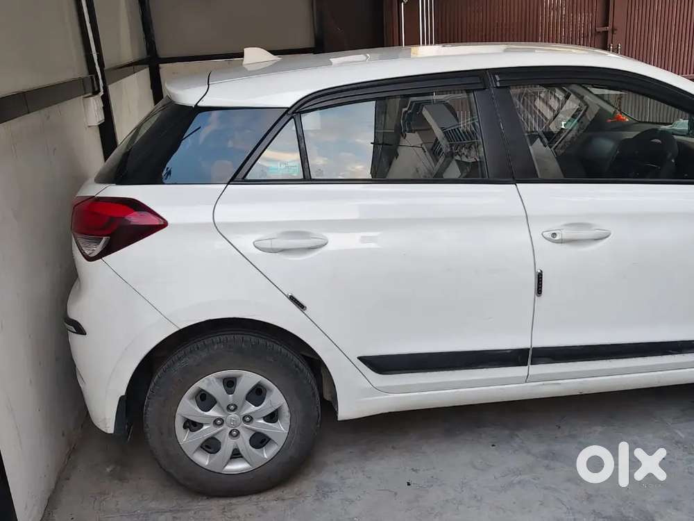 Hyundai New I20 2016 Petrol 19800 Km Driven