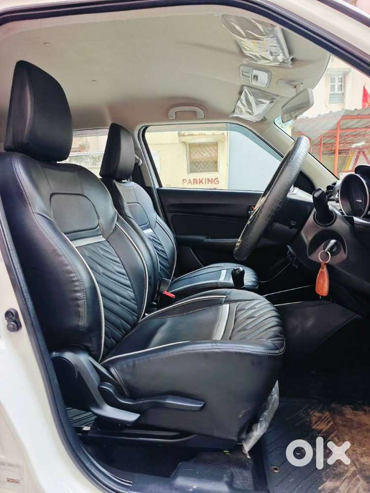Maruti Suzuki Swift Vxi + Manual, 2022, Petrol