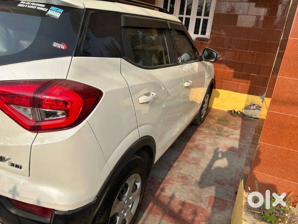 Mahindra Xuv300 2021 Diesel Well Maintained