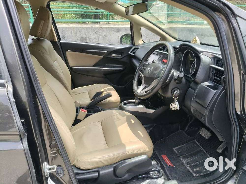 Honda Jazz V Cvt, 2015, Petrol