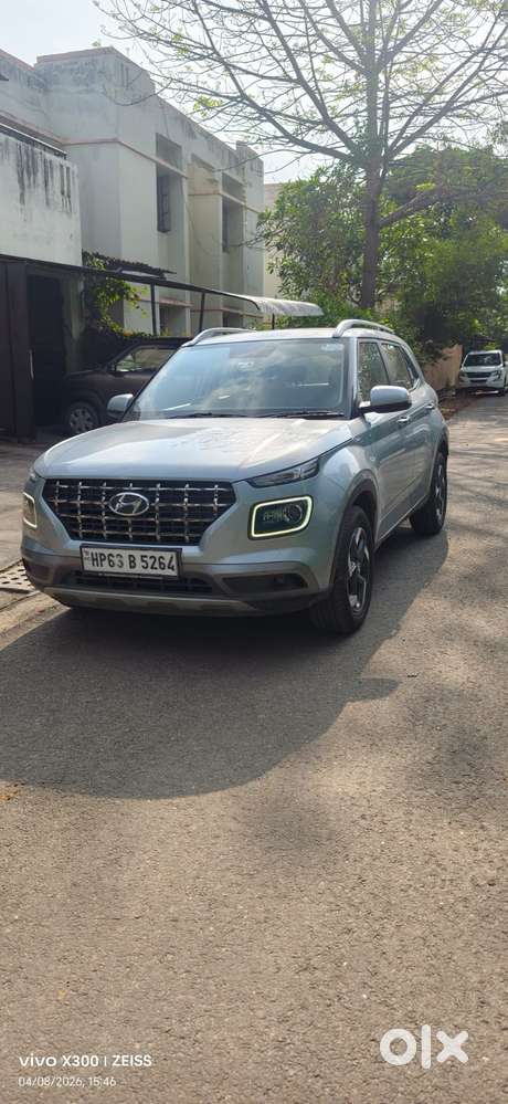 Hyundai Venue Sx+ At, 2020, Petrol