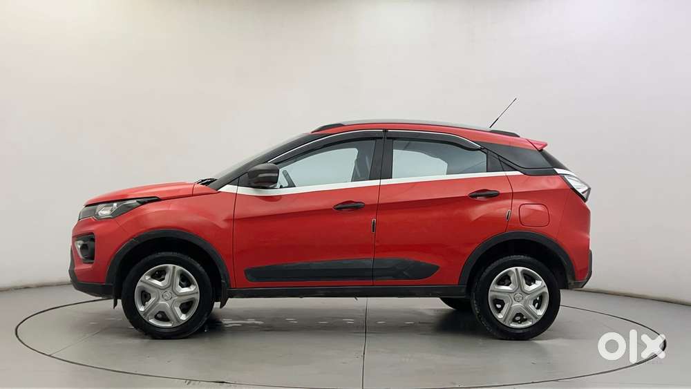 Tata Nexon 1.2 Revotron Xm (s), 2020, Petrol