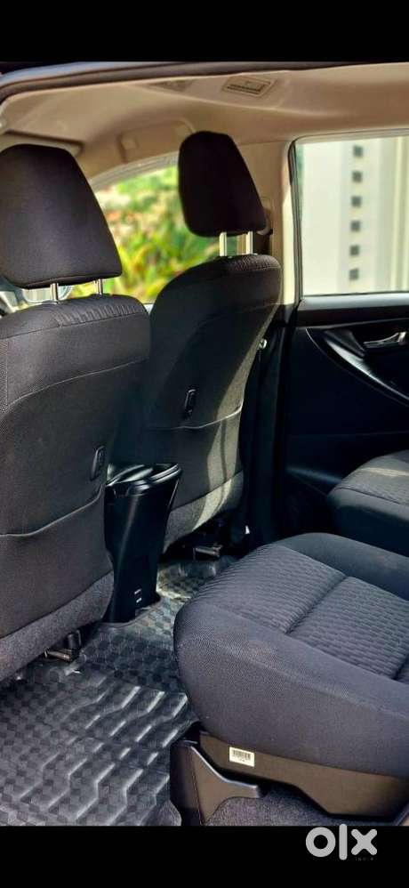Toyota Innova Crysta 2.8 Gx At, 2022, Diesel