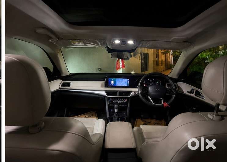 Mahindra Xuv700 Petrol 2024