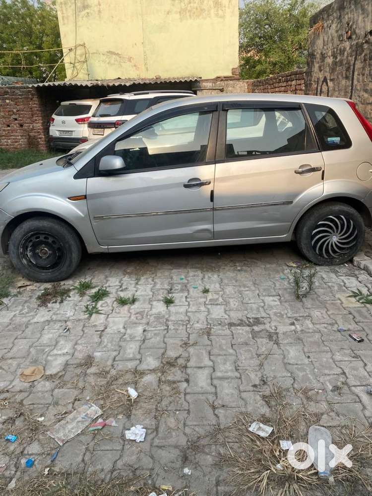 Ford Figo 2014 Petrol 67000 Km Driven