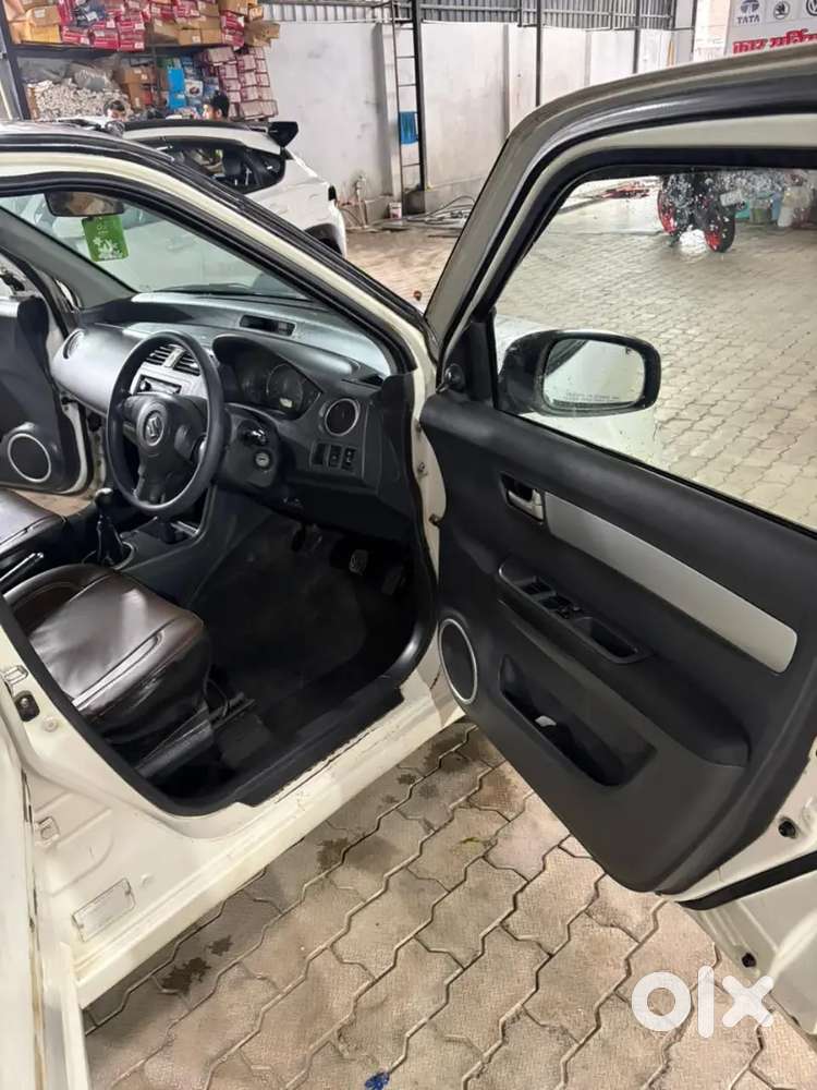 Maruti Swift 1.2 Vxi 2010 Model