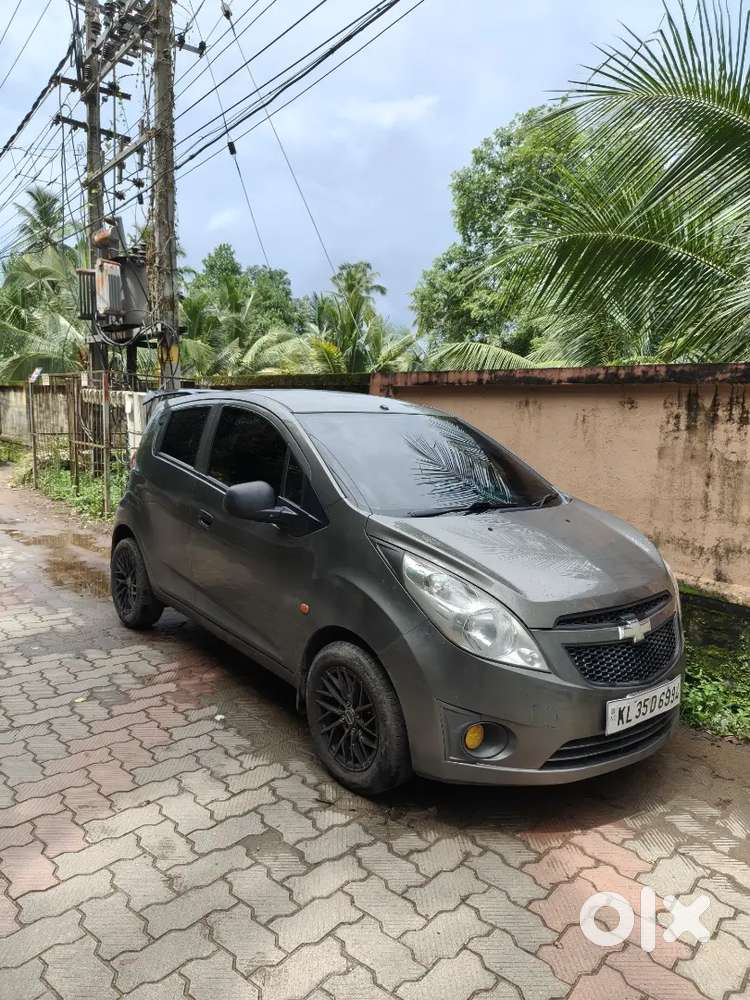 Chevrolet Beat Petrol 2012