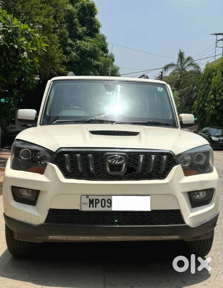 Mahindra Scorpio S10, 2015, Diesel