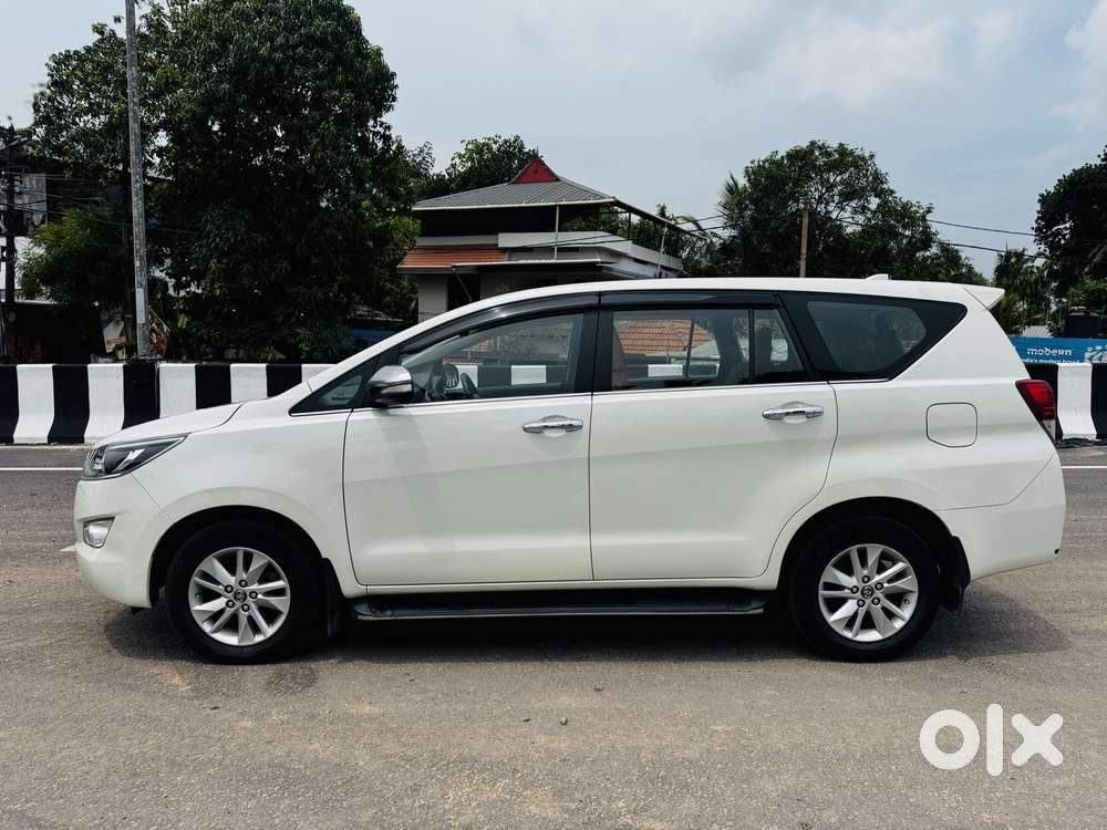Toyota Innova Crysta 2.7 Vx Mt, 2016, Diesel