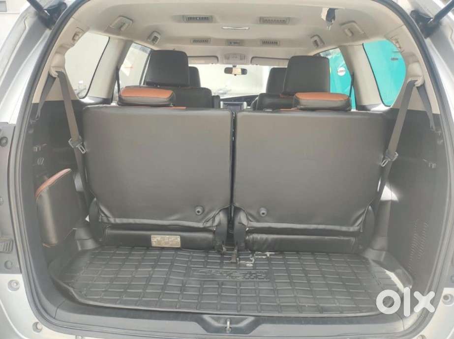 Toyota Innova Crysta 2.4 G Mt, 2017, Diesel