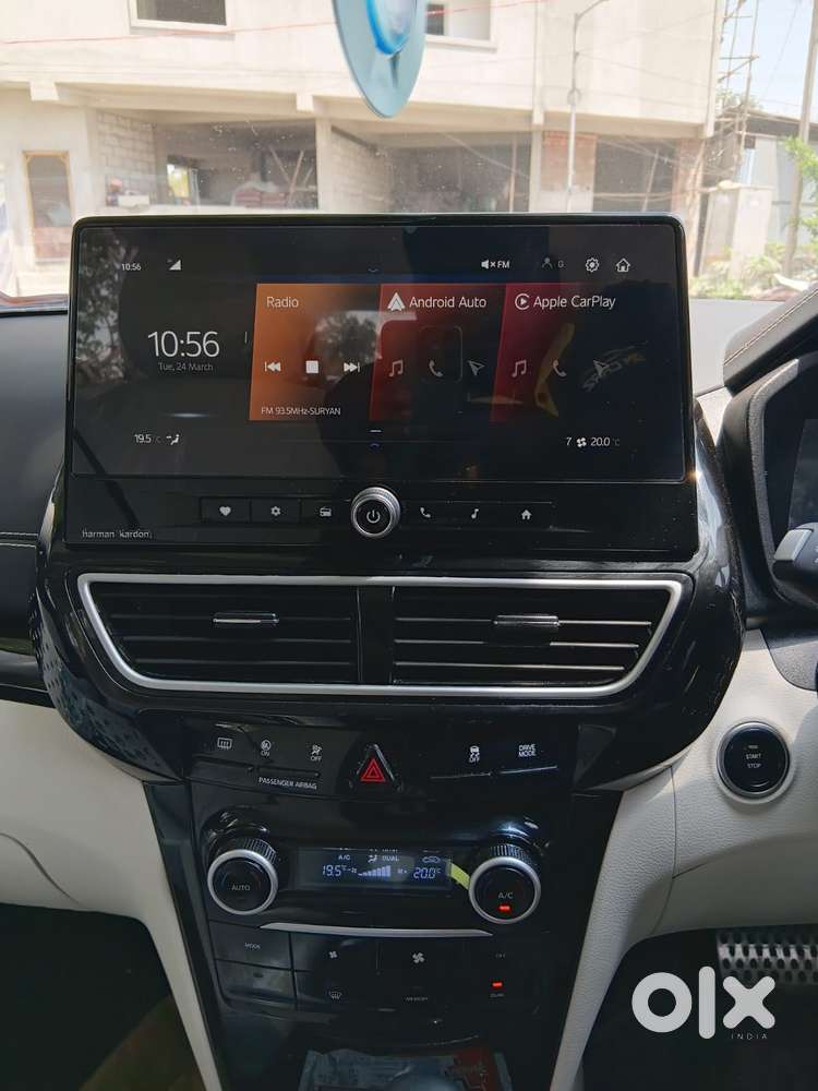 Mahindra Xuv 3xo Ax7l 1.2 Petrol At (pg), 2025, Petrol