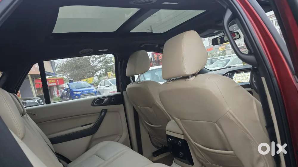 Ford Endeavour 2.2at Panaromic Sunroof 2018