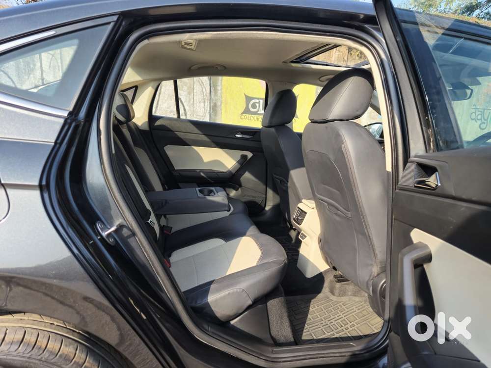 Skoda Slavia Style 1.0l Tsi Mt, 2022, Petrol