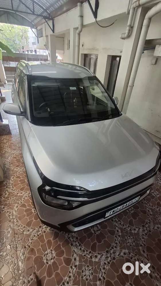 Kia Carens 2022 Petrol Well Maintained