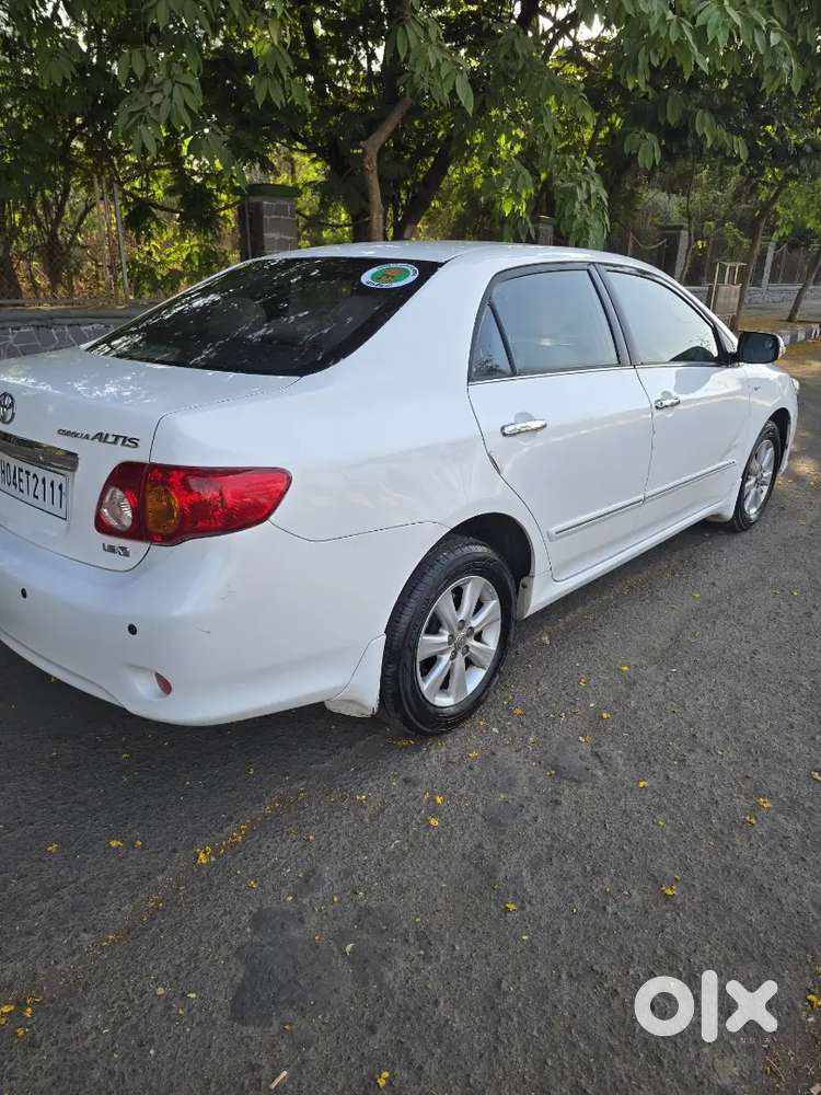 Toyota Corolla Altis 1.8 V Automatic
