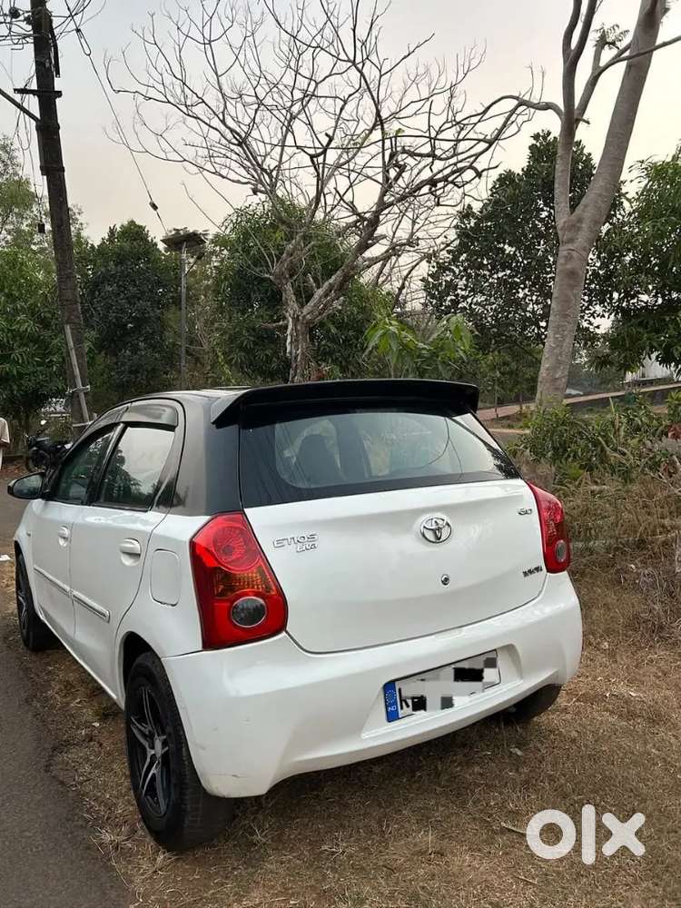 Toyota Etios 2014 Diesel 175000 Km Driven