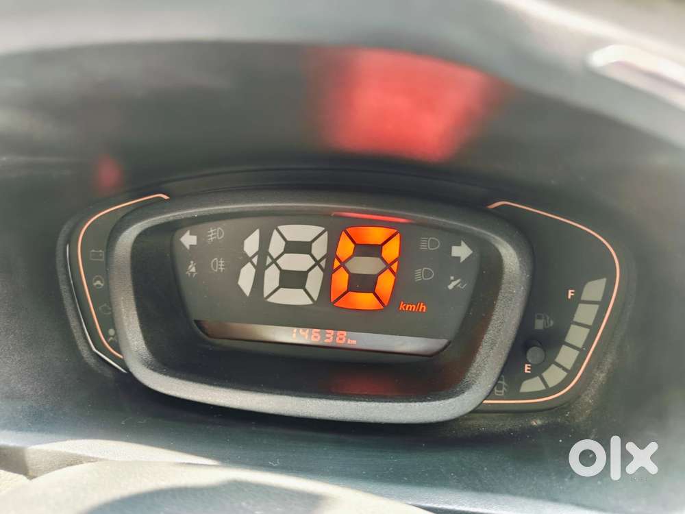 Renault Kwid 1.0 Rxt Amt Opt, 2016, Petrol