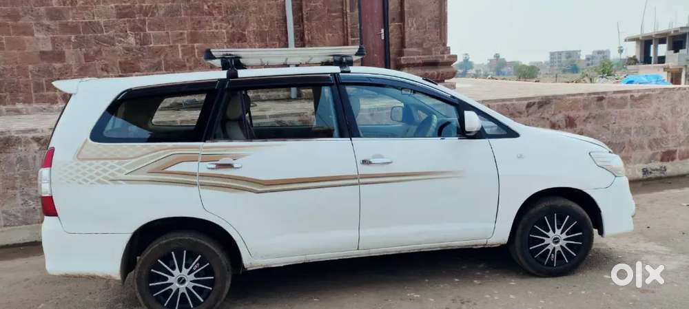 Toyota Innova 2011 Diesel Well Maintained