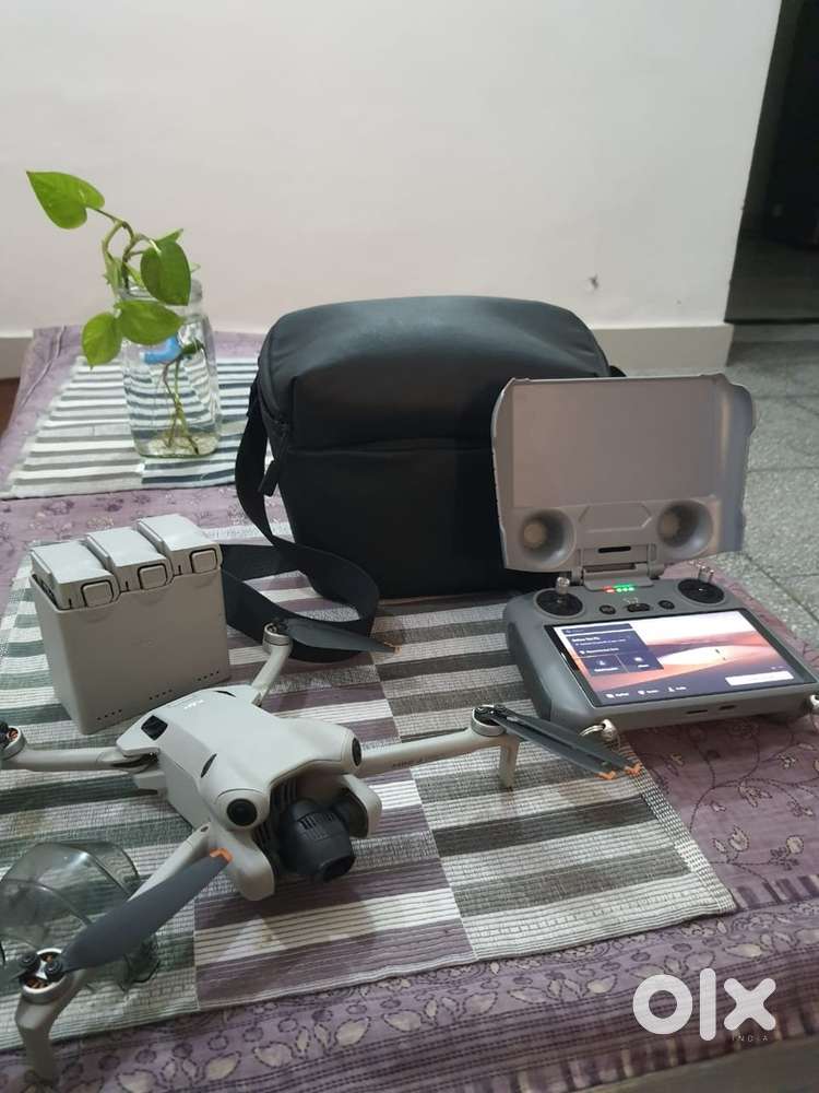Dji mini 4 pro drone fly more combo