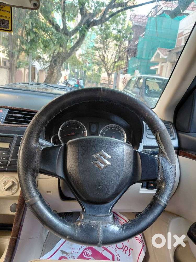 Maruti Suzuki Swift Dzire Vdi Optional, 2013, Diesel
