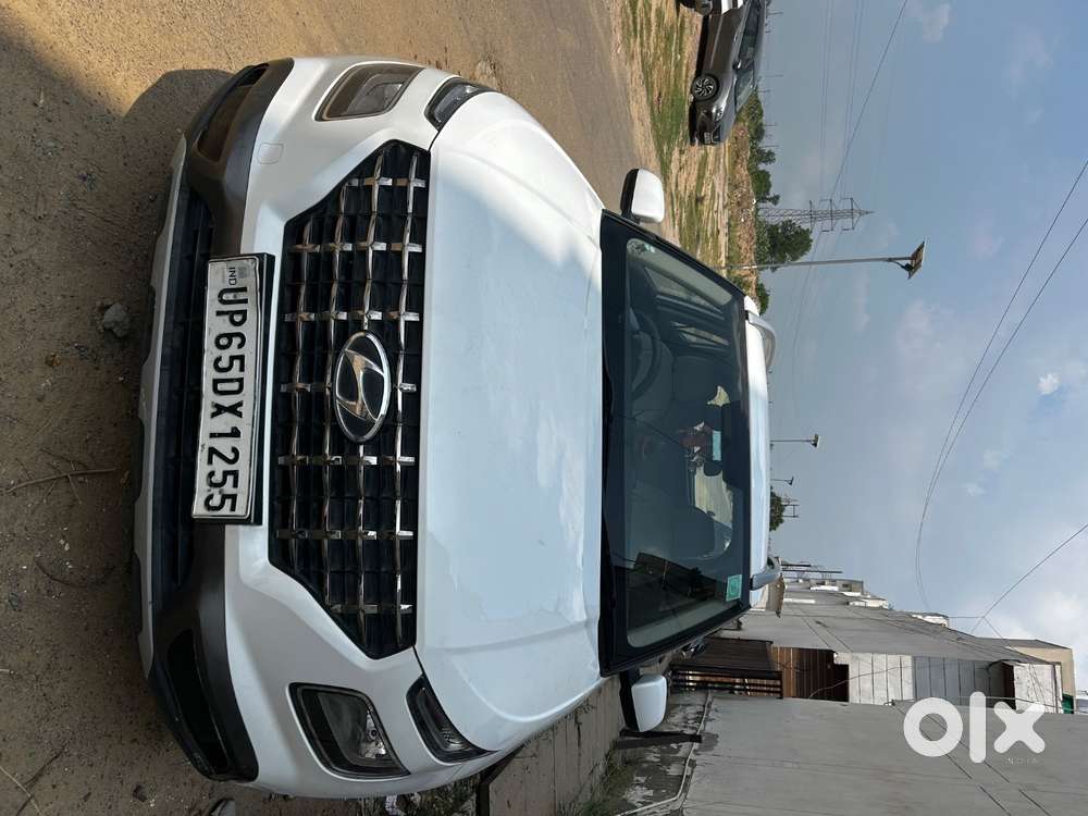 Hyundai Venue 2020 Petrol 56682 Km Driven
