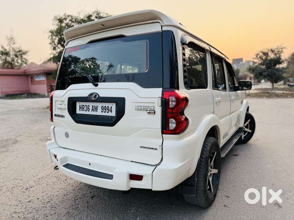 Mahindra Scorpio
