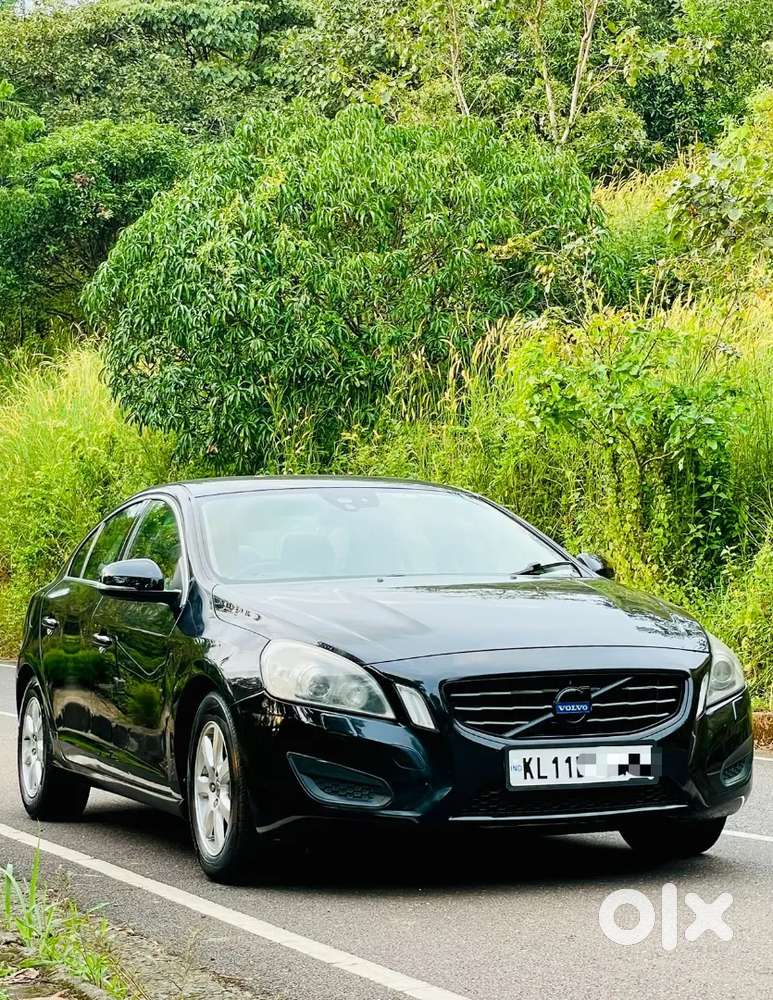 2013 Volvo S60 D4 Luxury Diesel Sedan
