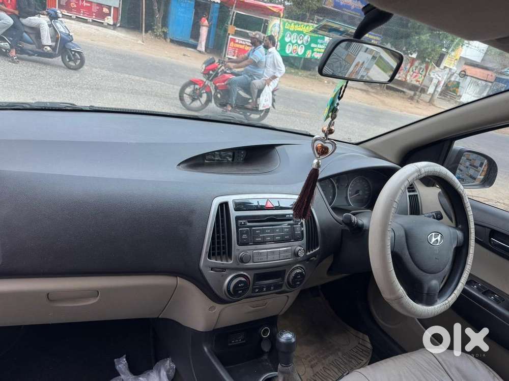 Hyundai I20 2013 Petrol Well Maintained