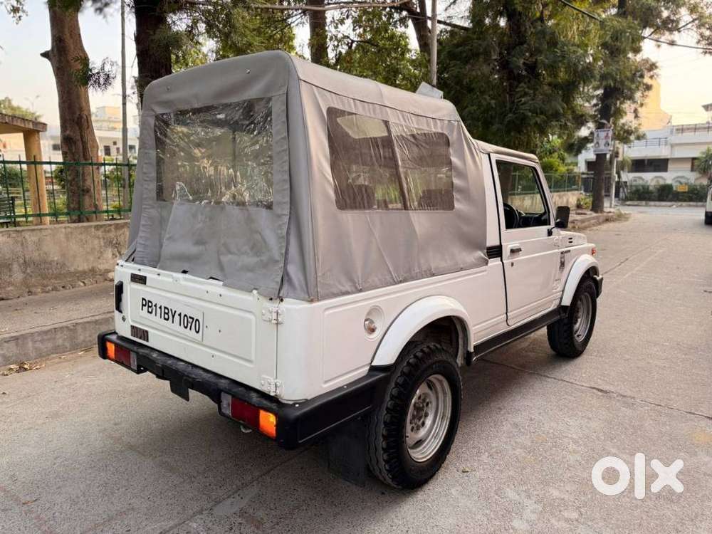 Maruti Suzuki Gypsy King Soft Top Mpi Bsiv, 2016, Petrol