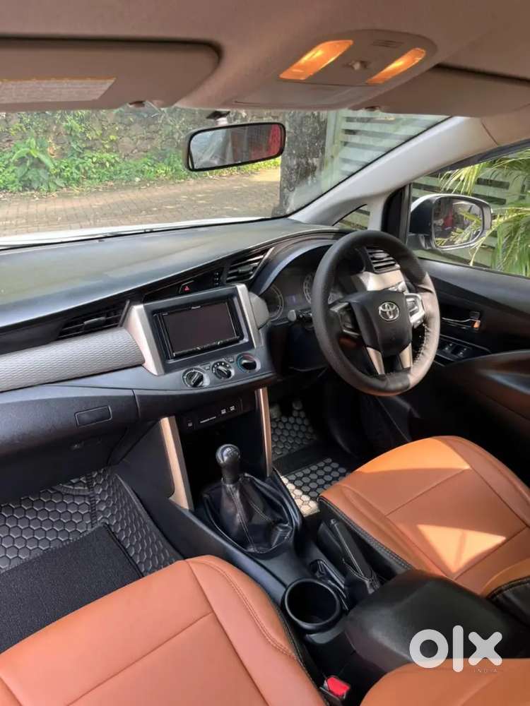 Toyota Innova Crysta 2017