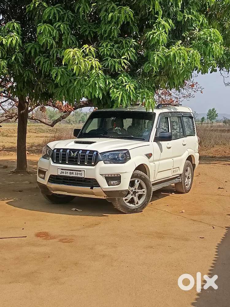 Mahindra Scorpio 2023 Diesel 82000 Km Driven