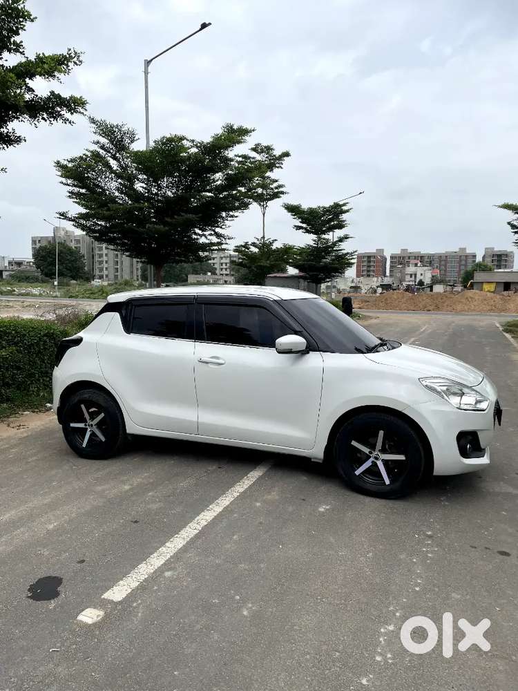 Maruti Suzuki Swift 2021