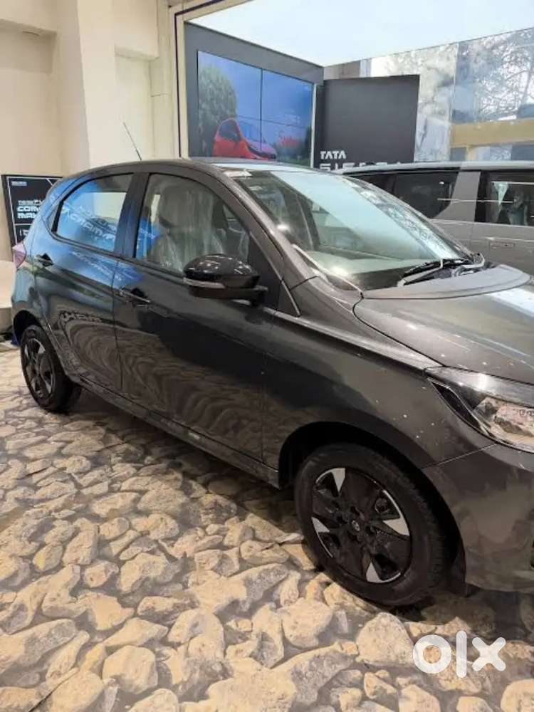 Tata Tiago 2026 Petrol Well Maintained Xt 2nd Top