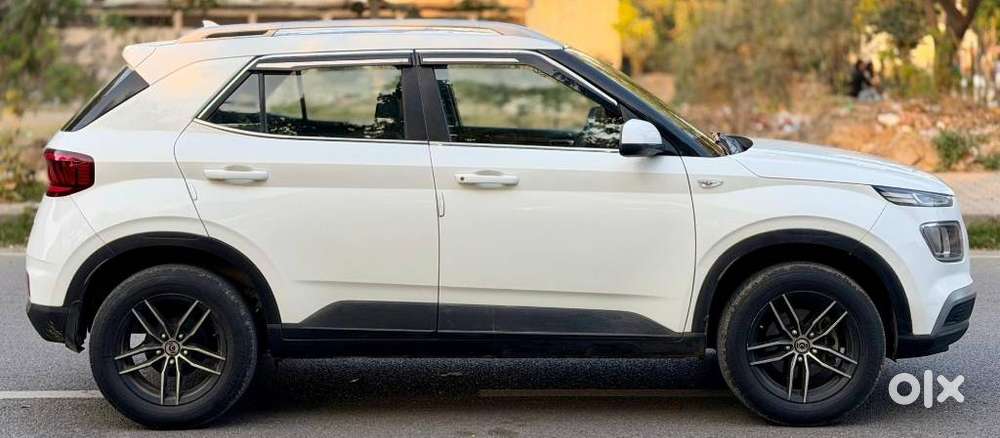 Hyundai Venue Sx Mt, 2020, Petrol