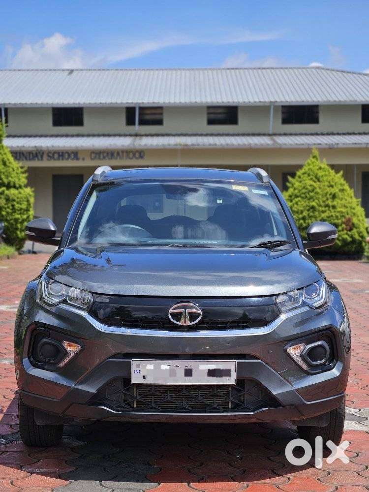 Tata Nexon 1.2 Revotron Xm (s), 2024, Petrol
