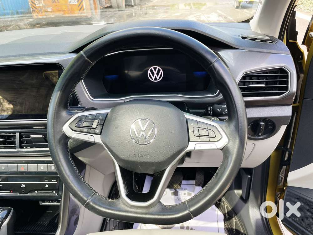 Volkswagen Taigun 1.0 Tsi Topline At, 2022, Petrol