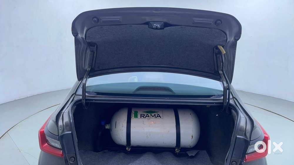 Honda City 1.5 V Mt, 2023, Cng & Hybrids