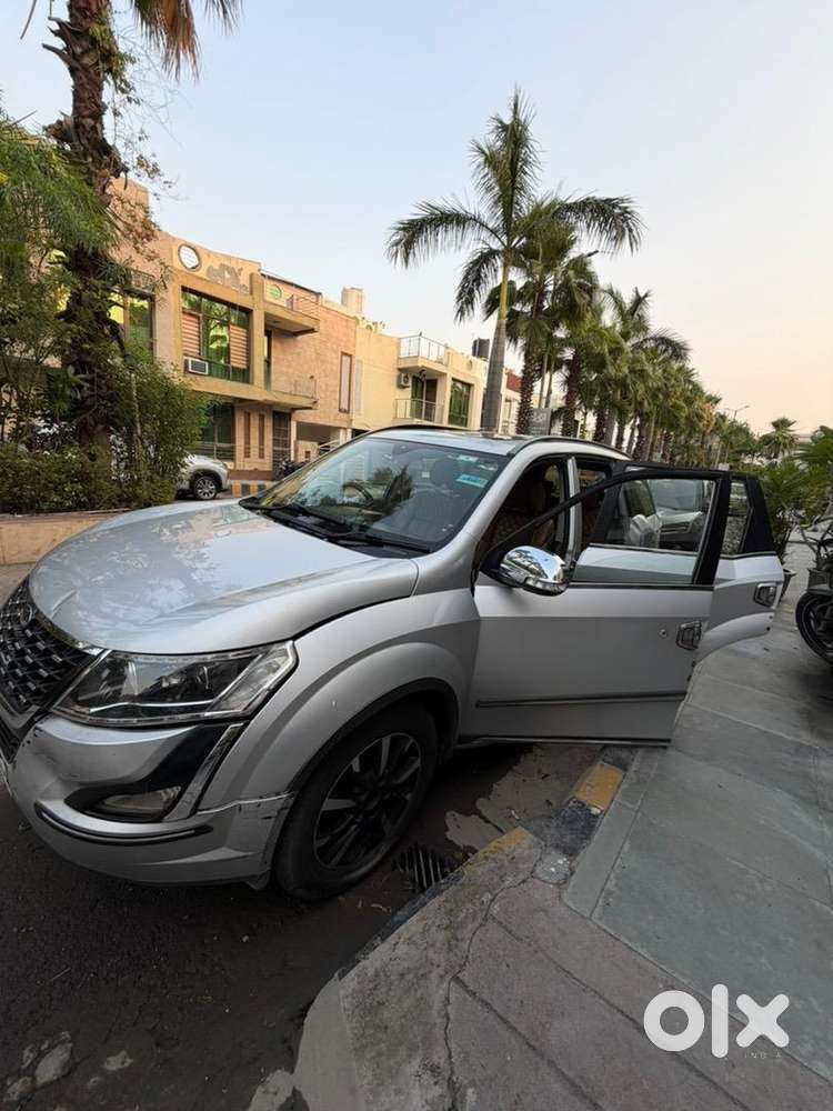 Mahindra Xuv500 2018 Diesel 95000 Km Driven
