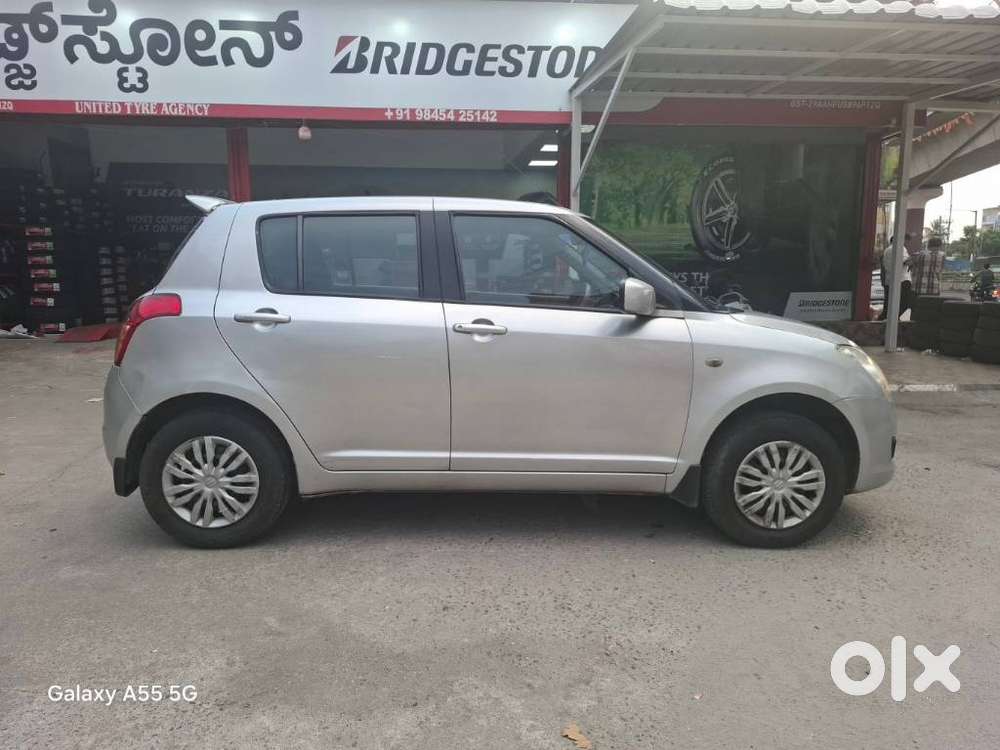 Maruti Suzuki Swift Vxi 1.2 Abs Bs-iv, 2009, Petrol
