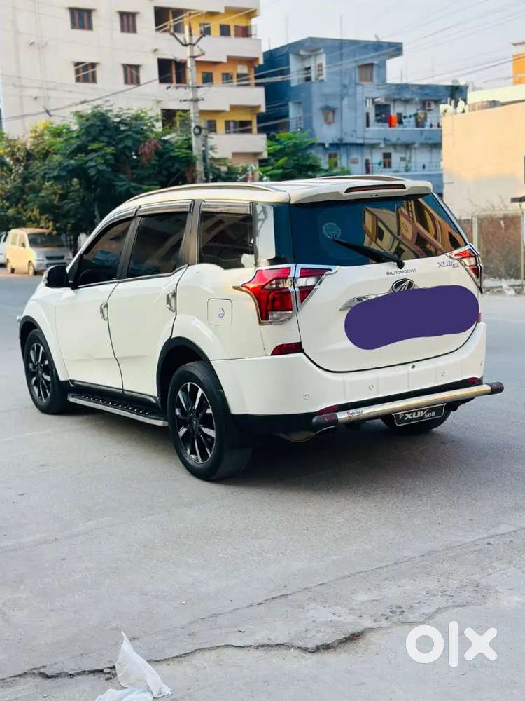 Mahindra Xuv500 2019 Diesel 77653 Km Driven