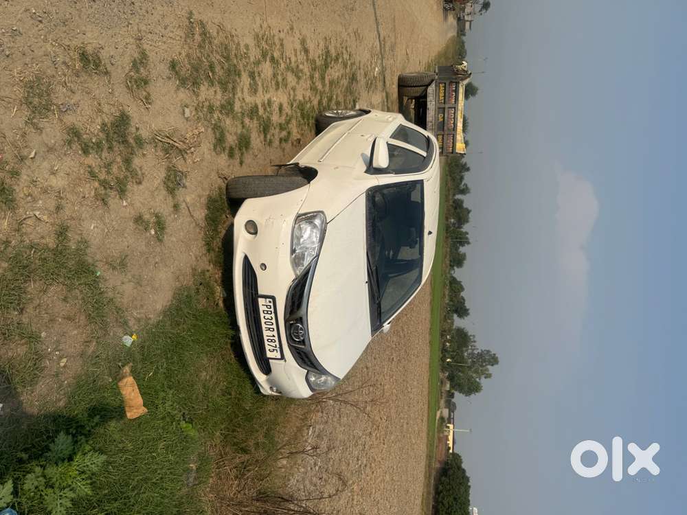 Toyota Etios Liva 2013 Year