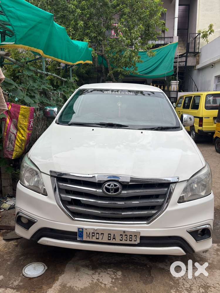 Toyota Innova Diesel 2015 Model