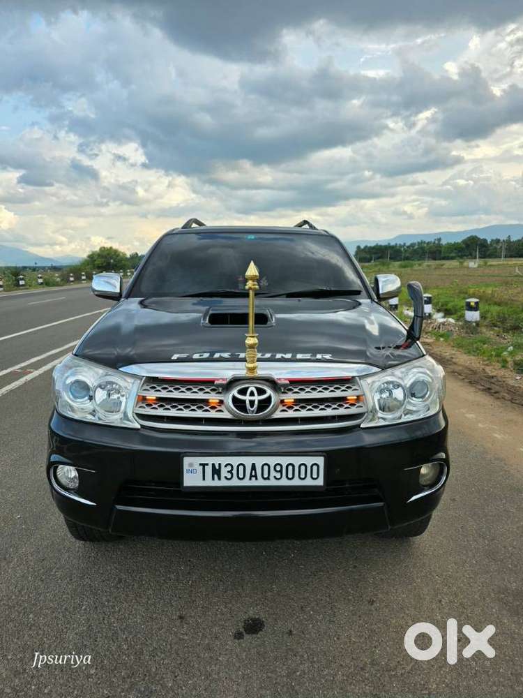 Toyota Fortuner 3.0 4x4 Manual, 2011, Diesel
