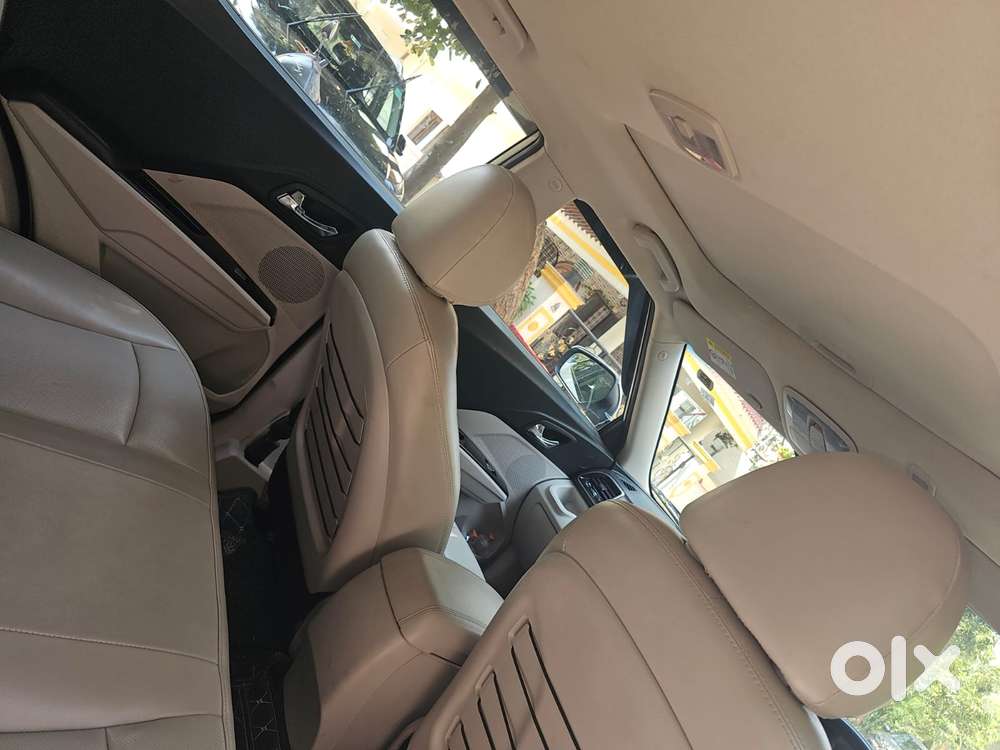 Mahindra Xuv300 W8 Option Diesel, 2022, Diesel