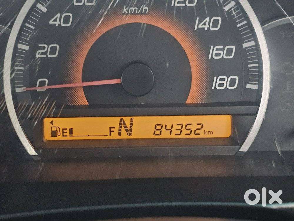 Maruti Suzuki Wagon R Amt Vxi, 2016